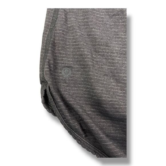 Lululemon Razorback Tank Top Size Small - Picture 6 of 6